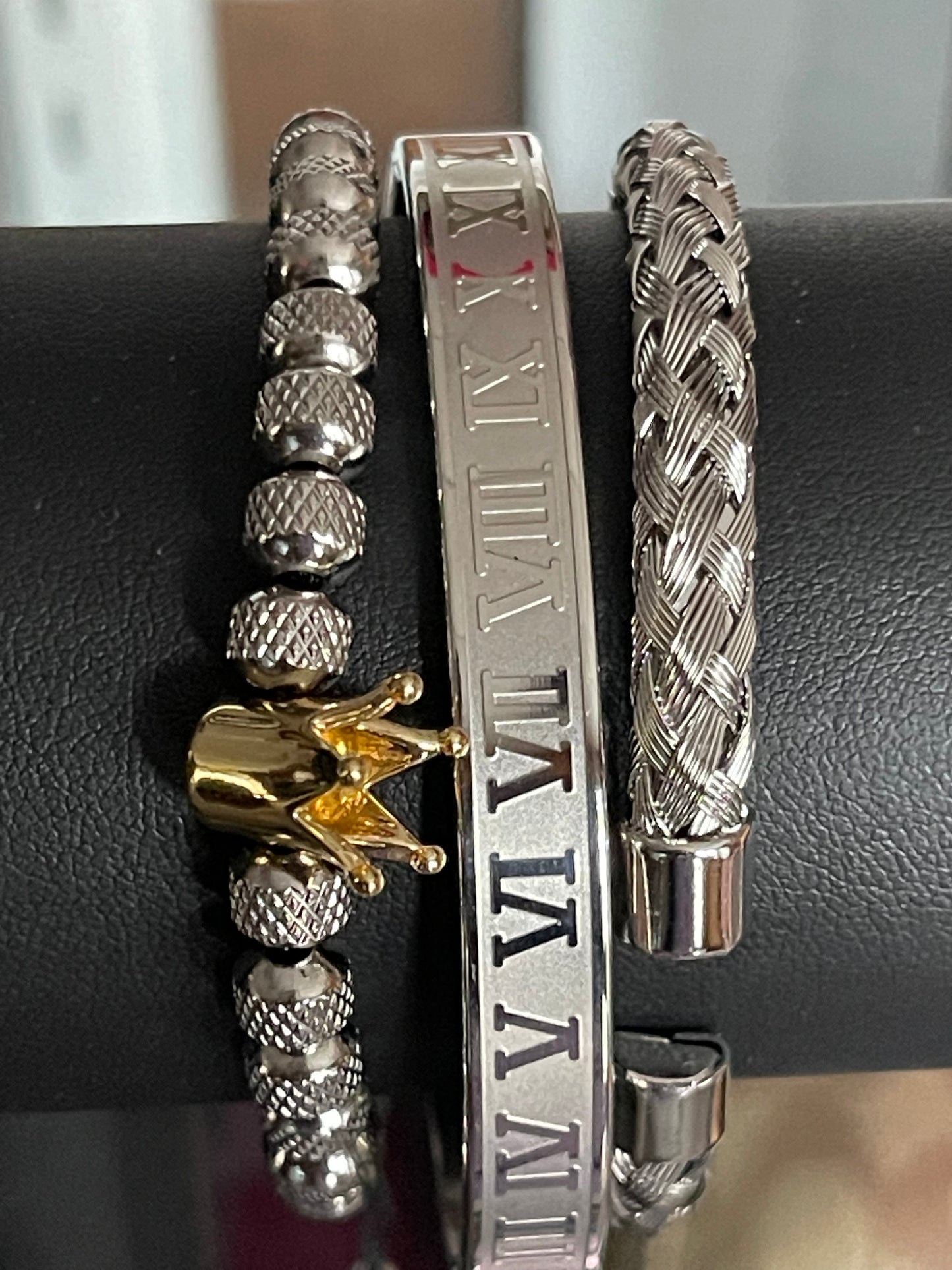 BANGLES